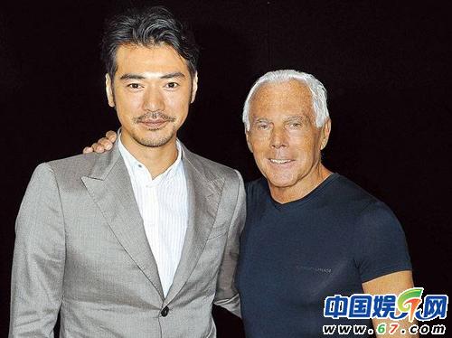 金城武与日籍中年女子同游米兰 印证结婚传闻(组图)