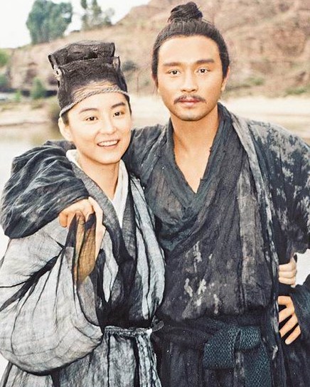 56岁林青霞出书述前半生 遗憾没来得及救张国荣