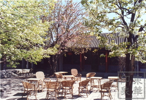 首页 热点   在博客中,洪晃曾写道:"这个官司不是因为我想留在院子里