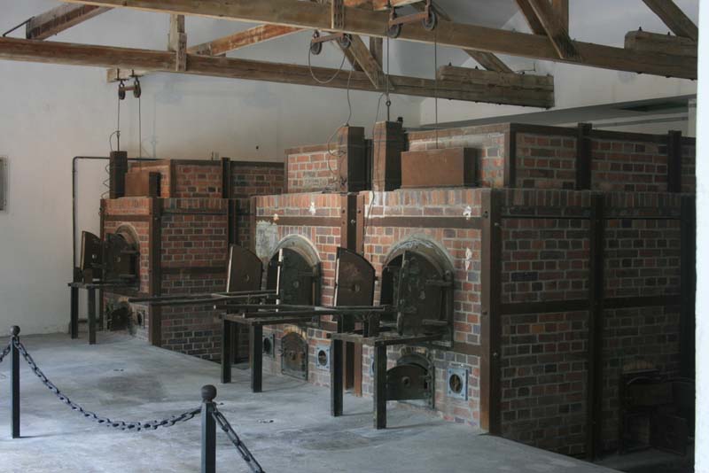 首页 新闻中心 史海钩沉 2007年拍摄的纳粹集中营中的焚尸炉