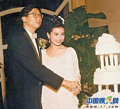 揭三级片女星富贵生活叶玉卿古堡改建豪宅组图