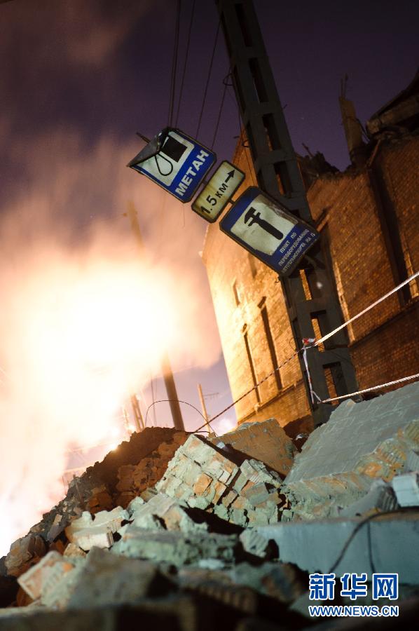 高清组图:俄罗斯陨石坠落现场直击