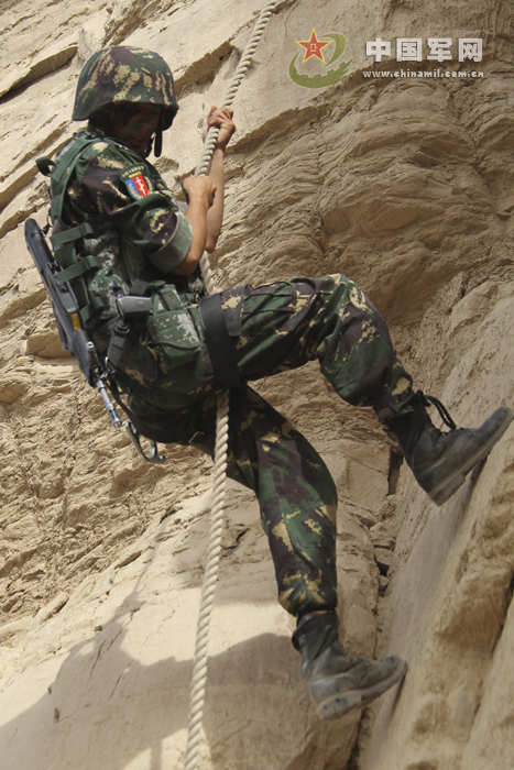 新疆库尔勒特种部队图片