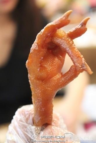 "毒辣鲜香"! 43年前鸡爪现身一定是神奇的味道(组图)