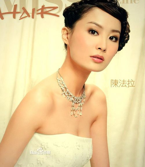 陈法拉冲上云霄与吴镇宇闹掰大尺度出演三级片